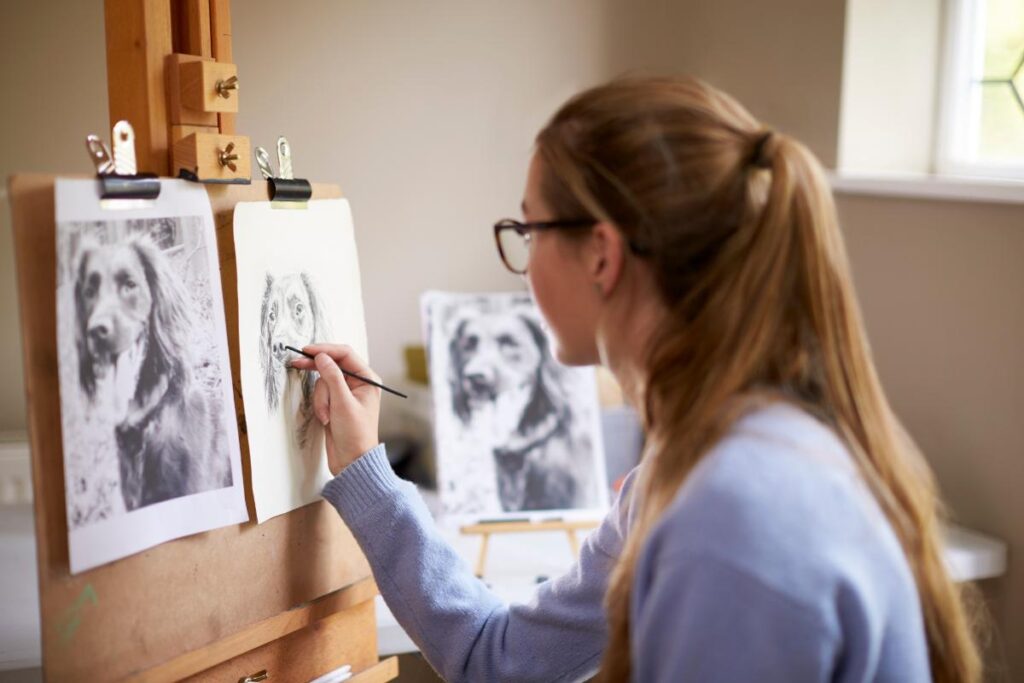 A teen participating in an art therapy session for trauma