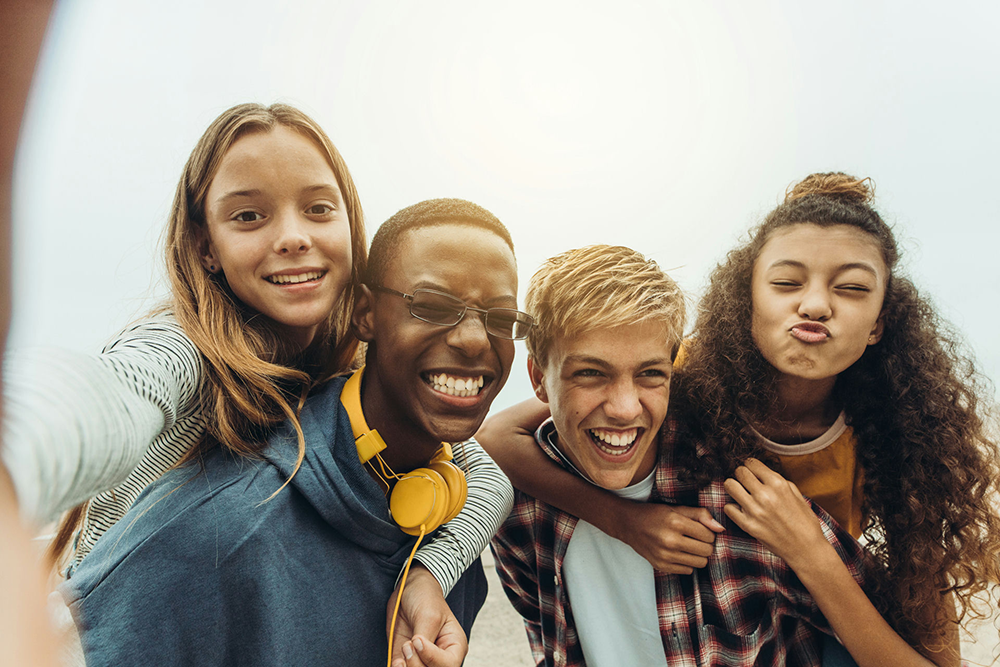 Teen participating in aftercare and peer support after completing dual diagnosis treatment.
